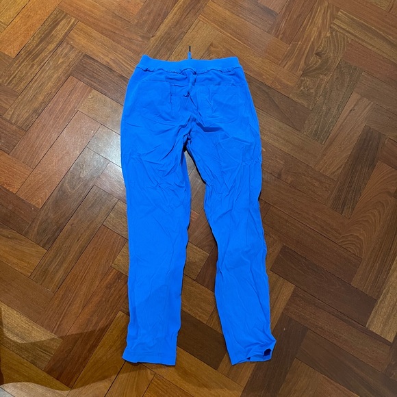 Lululemon capris - Picture 2 of 2